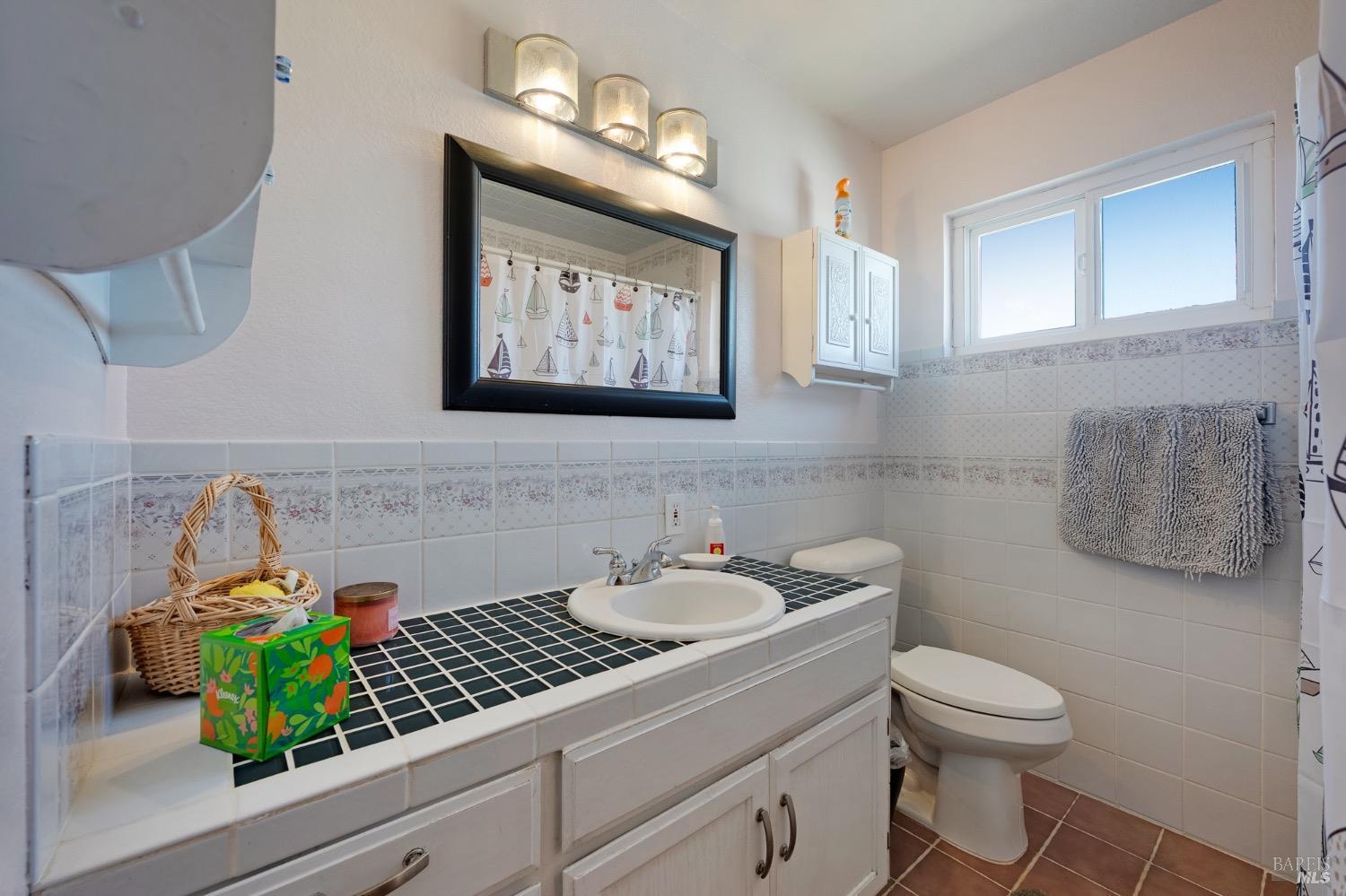 Detail Gallery Image 22 of 32 For 54 Bay Dr, Dillon Beach,  CA 94929 - 3 Beds | 2 Baths