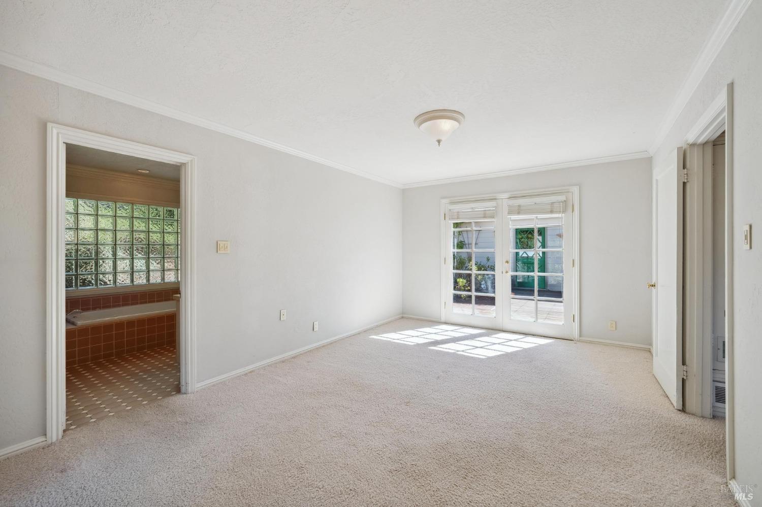 Detail Gallery Image 35 of 61 For 207 Meda Ct, Mill Valley,  CA 94941 - 3 Beds | 2/1 Baths