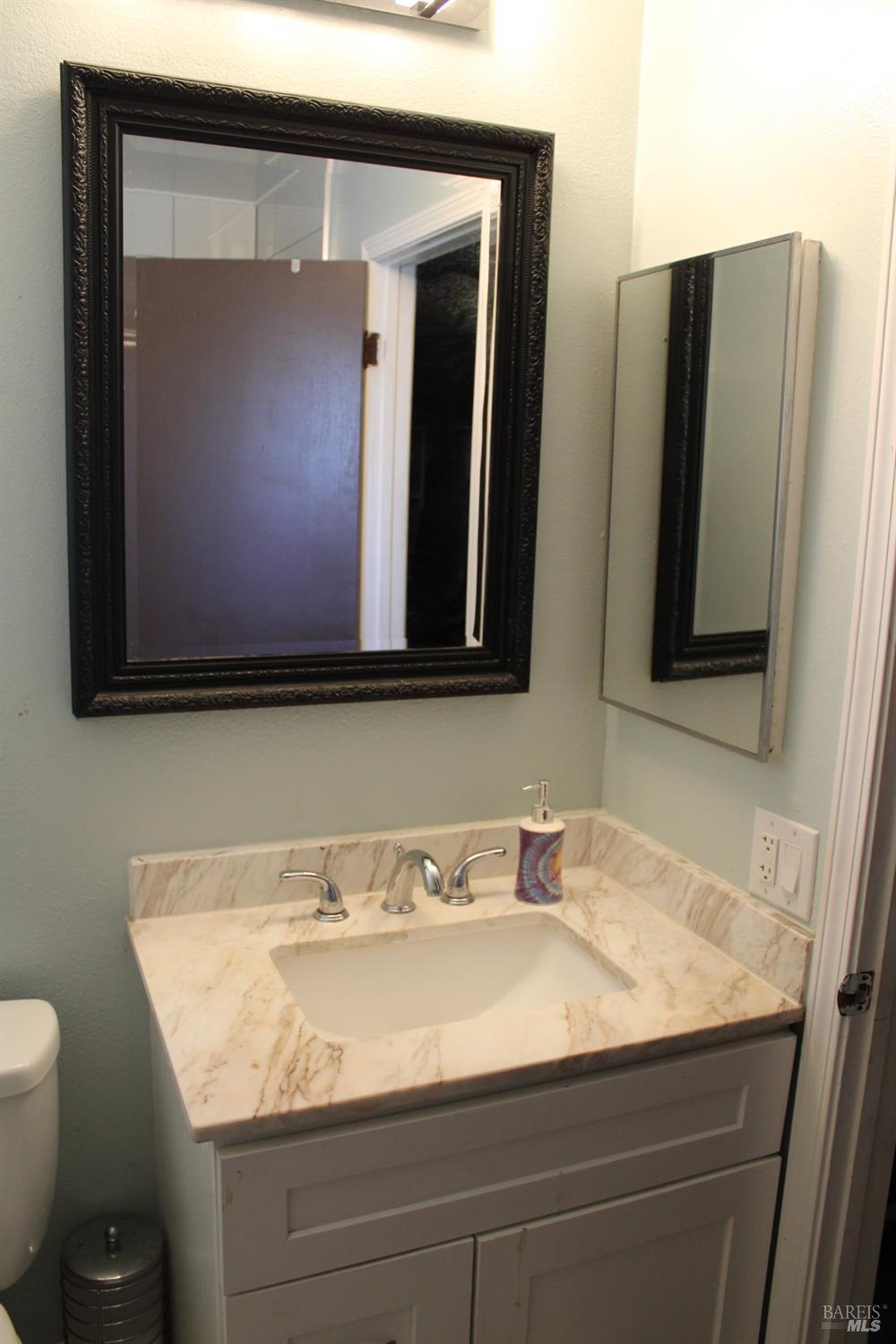 Detail Gallery Image 16 of 26 For 2400 Shadow Ln #108,  Antioch,  CA 94509 - 2 Beds | 2 Baths