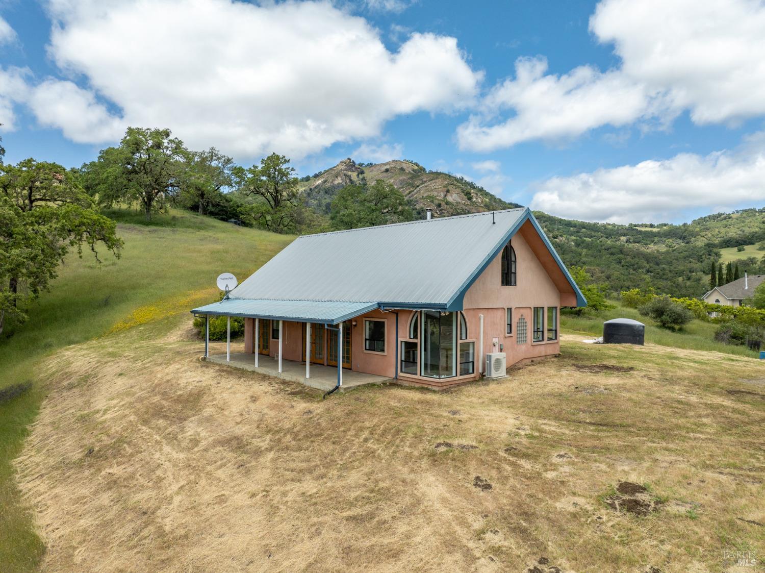 Detail Gallery Image 43 of 44 For 4610 Feliz Creek Rd, Hopland,  CA 95449 - 1 Beds | 1/1 Baths