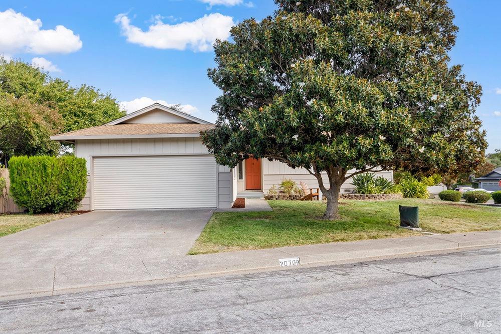 Detail Gallery Image 1 of 1 For 20709 Temelec Dr, Sonoma,  CA 95476 - 2 Beds | 2 Baths