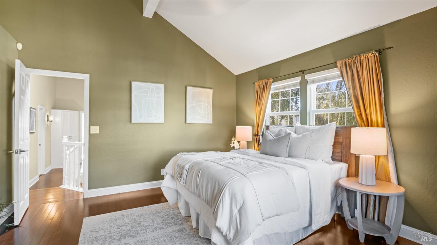 Detail Gallery Image 25 of 48 For 161 E B St, Benicia,  CA 94510 - 3 Beds | 2/1 Baths