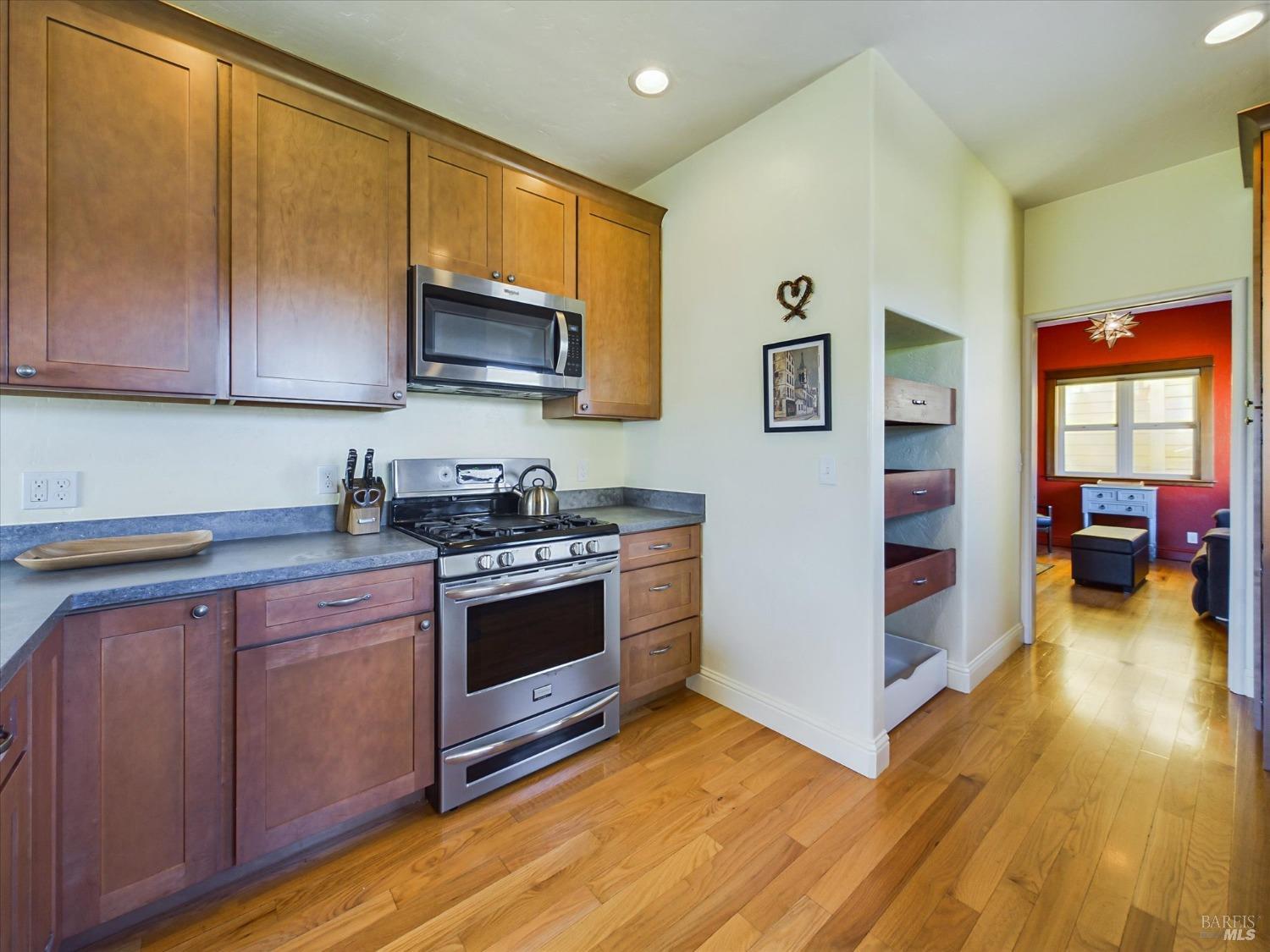 Detail Gallery Image 19 of 81 For 1624 13th St, Arcata,  CA 95521 - 3 Beds | 2 Baths