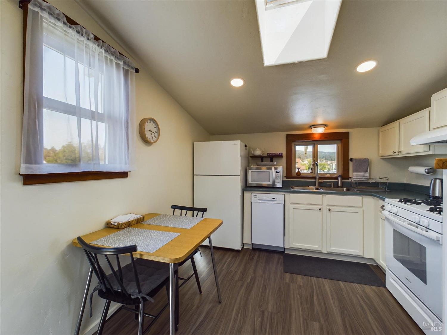 Detail Gallery Image 75 of 81 For 1624 13th St, Arcata,  CA 95521 - 3 Beds | 2 Baths