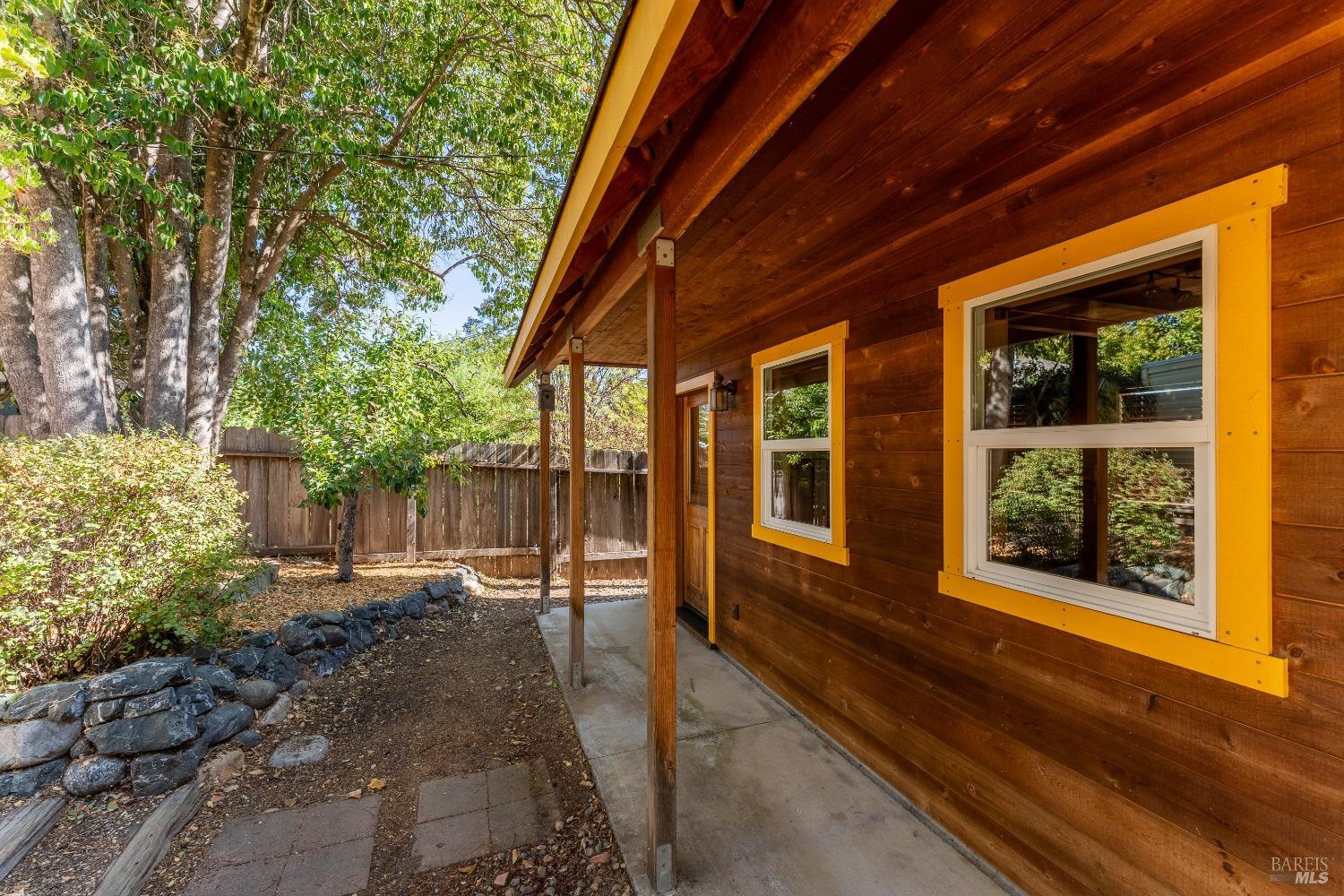 Detail Gallery Image 22 of 32 For 453 Mendocino Dr, Ukiah,  CA 95482 - 3 Beds | 2 Baths