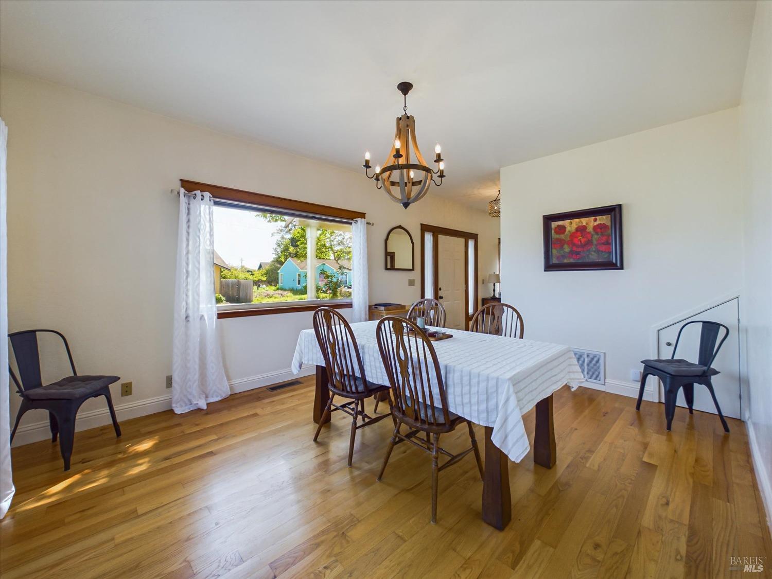 Detail Gallery Image 31 of 81 For 1624 13th St, Arcata,  CA 95521 - 3 Beds | 2 Baths