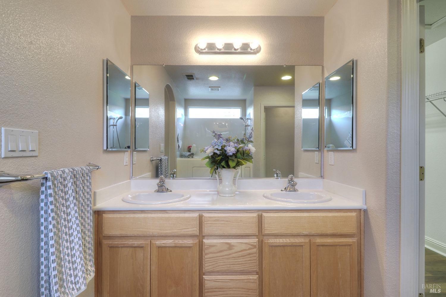 Detail Gallery Image 28 of 85 For 402 Branchwood Dr, Rio Vista,  CA 94571 - 2 Beds | 2 Baths