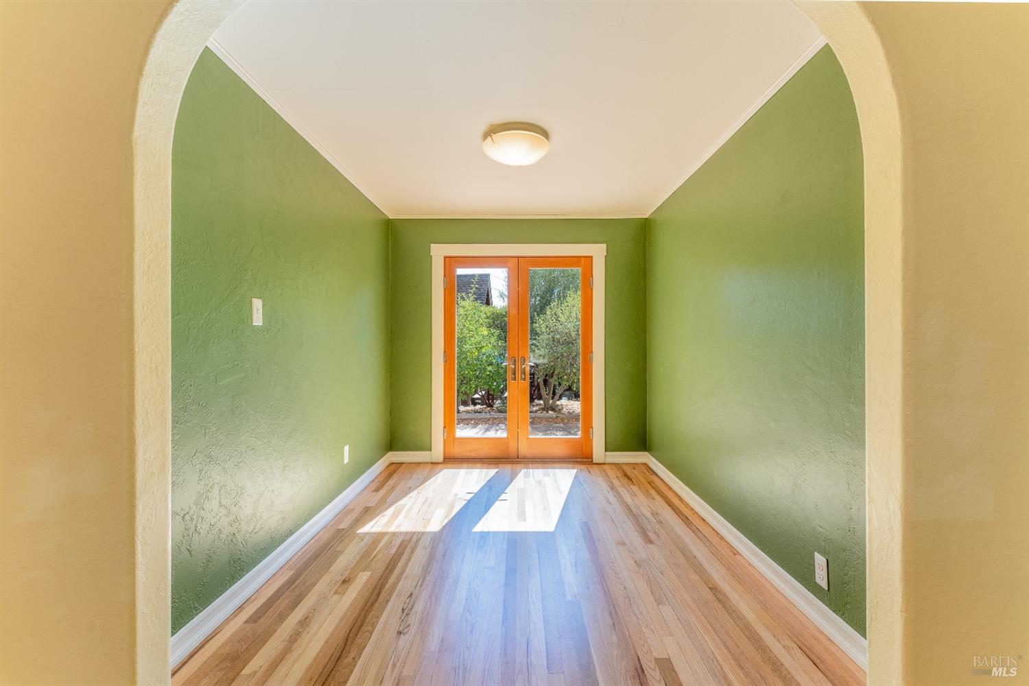 Detail Gallery Image 8 of 32 For 453 Mendocino Dr, Ukiah,  CA 95482 - 3 Beds | 2 Baths