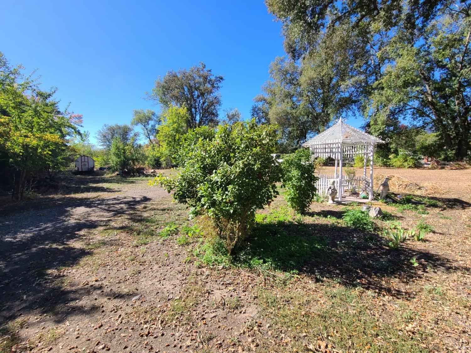 Detail Gallery Image 27 of 43 For 75589 Covelo Rd, Covelo,  CA 95428 - 2 Beds | 1 Baths