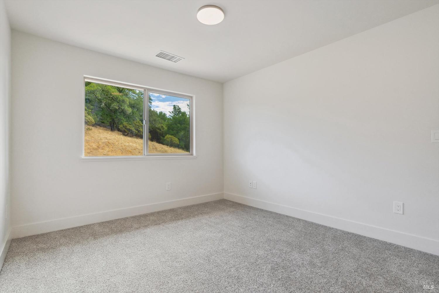 Detail Gallery Image 22 of 46 For 600 Cherry Creek Rd, Cloverdale,  CA 95425 - 4 Beds | 2/1 Baths