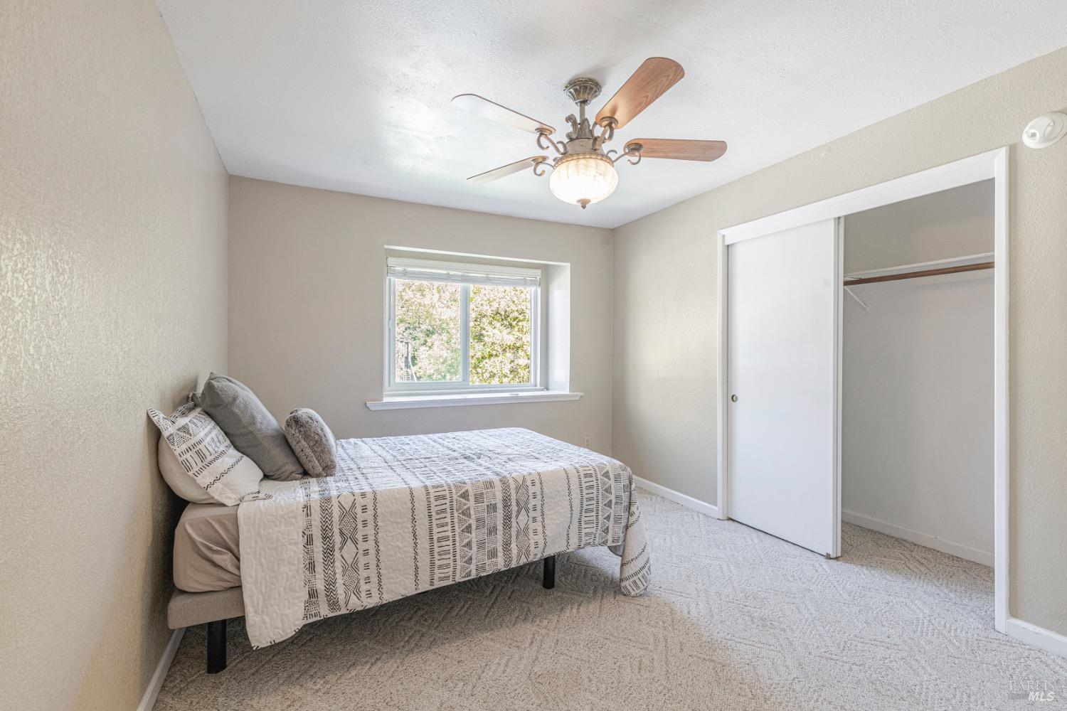 Detail Gallery Image 14 of 26 For 2709 Ivy Ln, Antioch,  CA 94531 - 3 Beds | 2 Baths