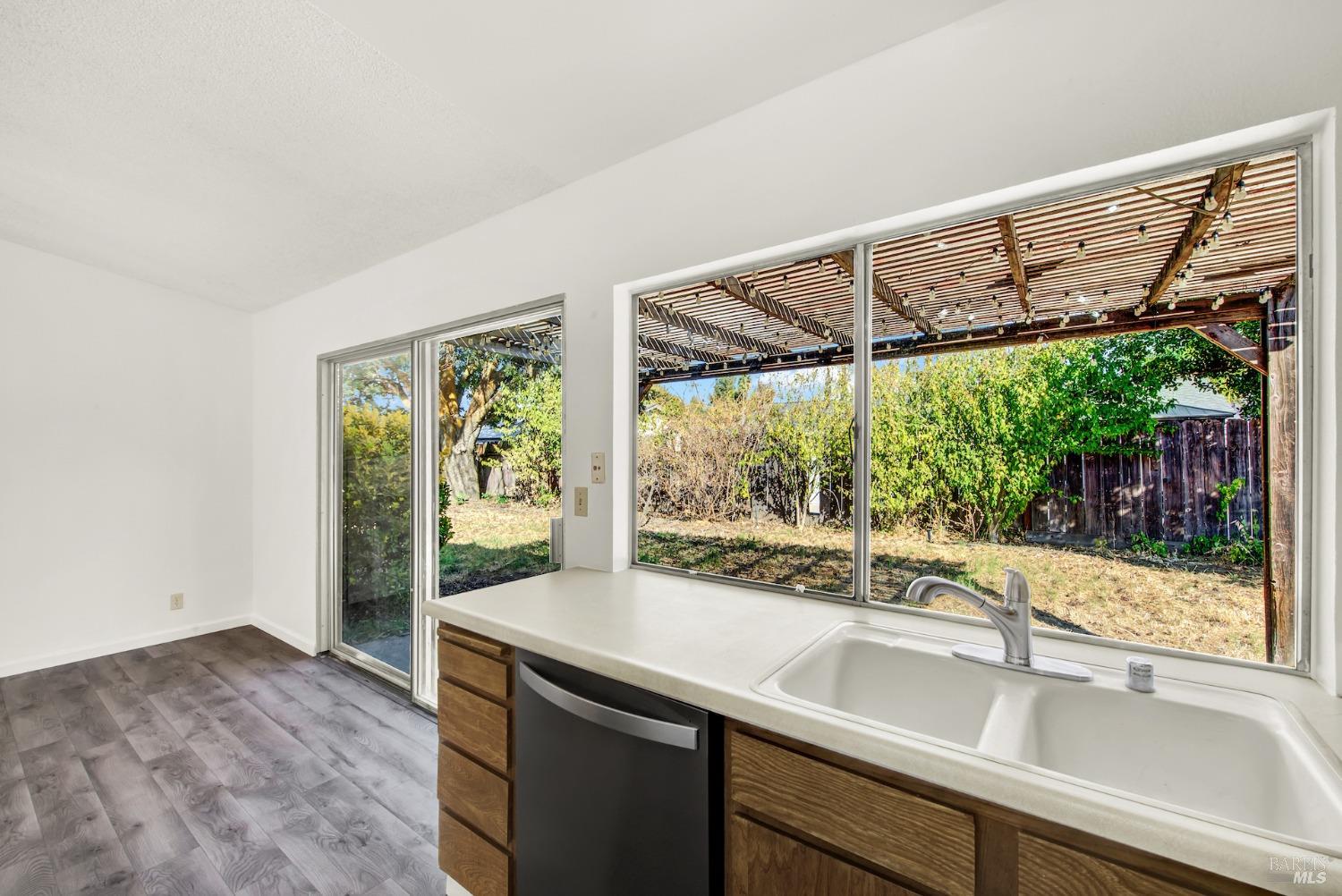 Detail Gallery Image 36 of 70 For 143 Edwin Dr, Vacaville,  CA 95687 - 3 Beds | 2 Baths