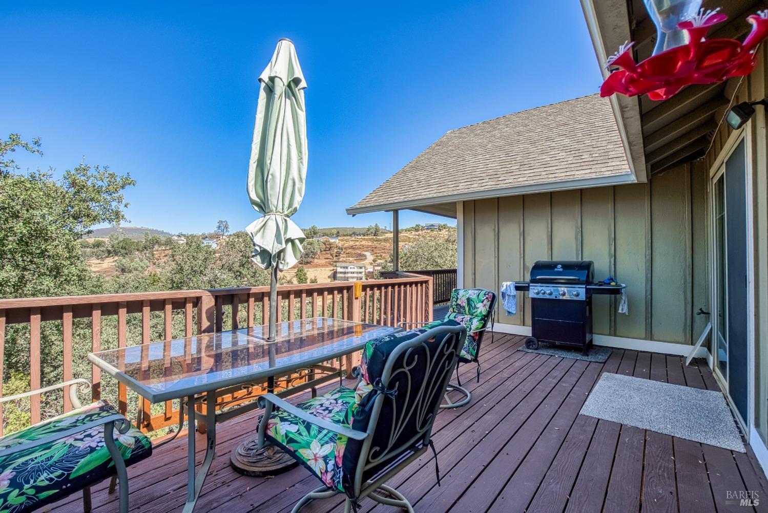 Detail Gallery Image 32 of 53 For 19928 Jigsaw Rd, Hidden Valley Lake,  CA 95467 - 3 Beds | 2 Baths