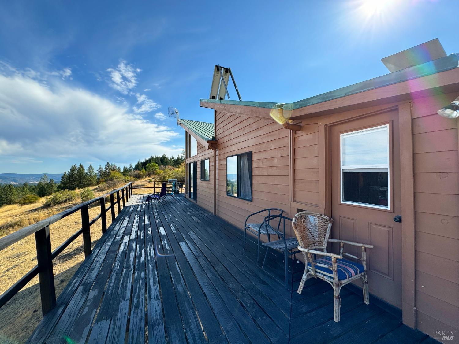 Detail Gallery Image 5 of 52 For 7200 Third Gate Rd, Willits,  CA 95490 - 2 Beds | 1 Baths