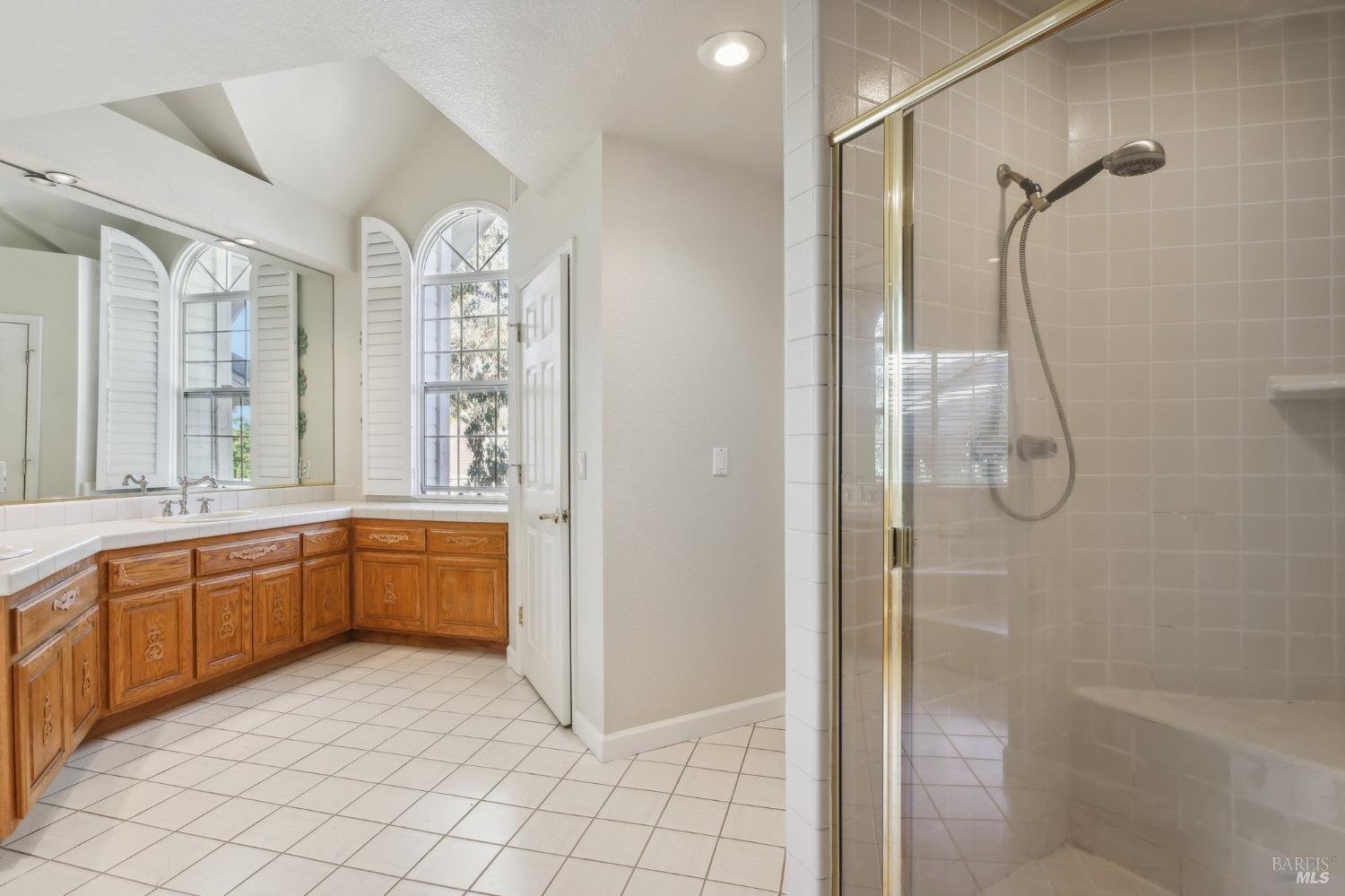 Detail Gallery Image 33 of 58 For 3557 Crownridge Ct, Fairfield,  CA 94534 - 4 Beds | 2/1 Baths