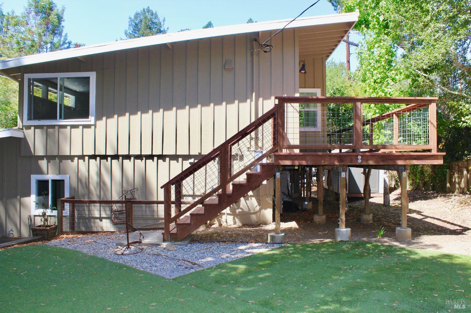 Detail Gallery Image 3 of 13 For Address Is Not Disclosed, San Anselmo,  CA 94960 - 4 Beds | 3 Baths