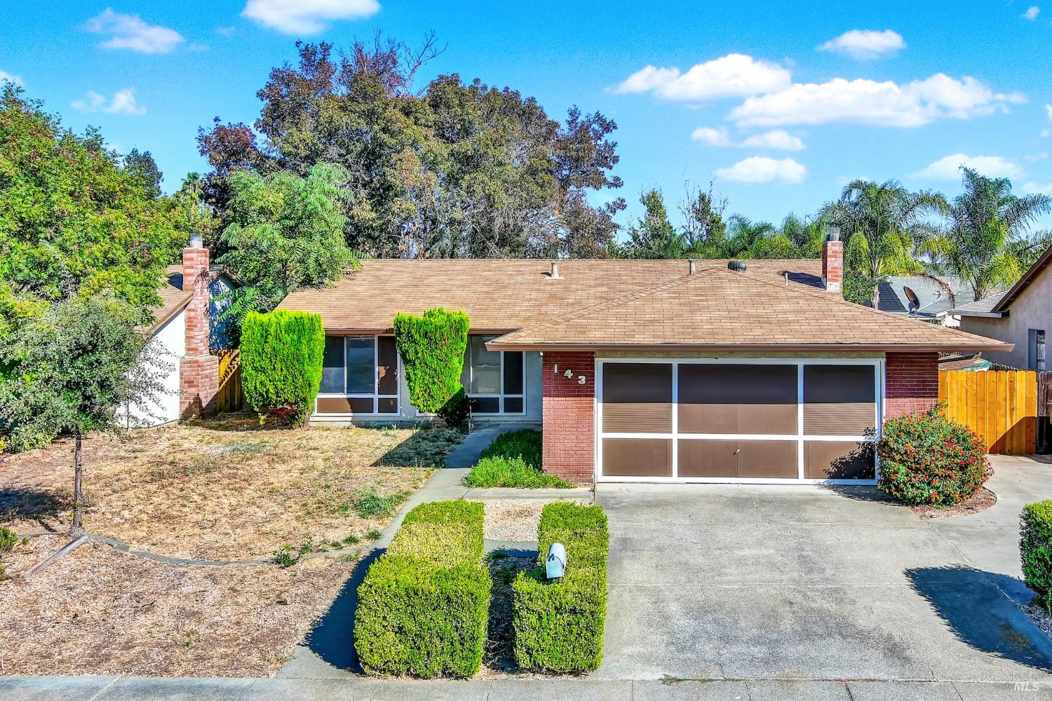 Detail Gallery Image 1 of 70 For 143 Edwin Dr, Vacaville,  CA 95687 - 3 Beds | 2 Baths