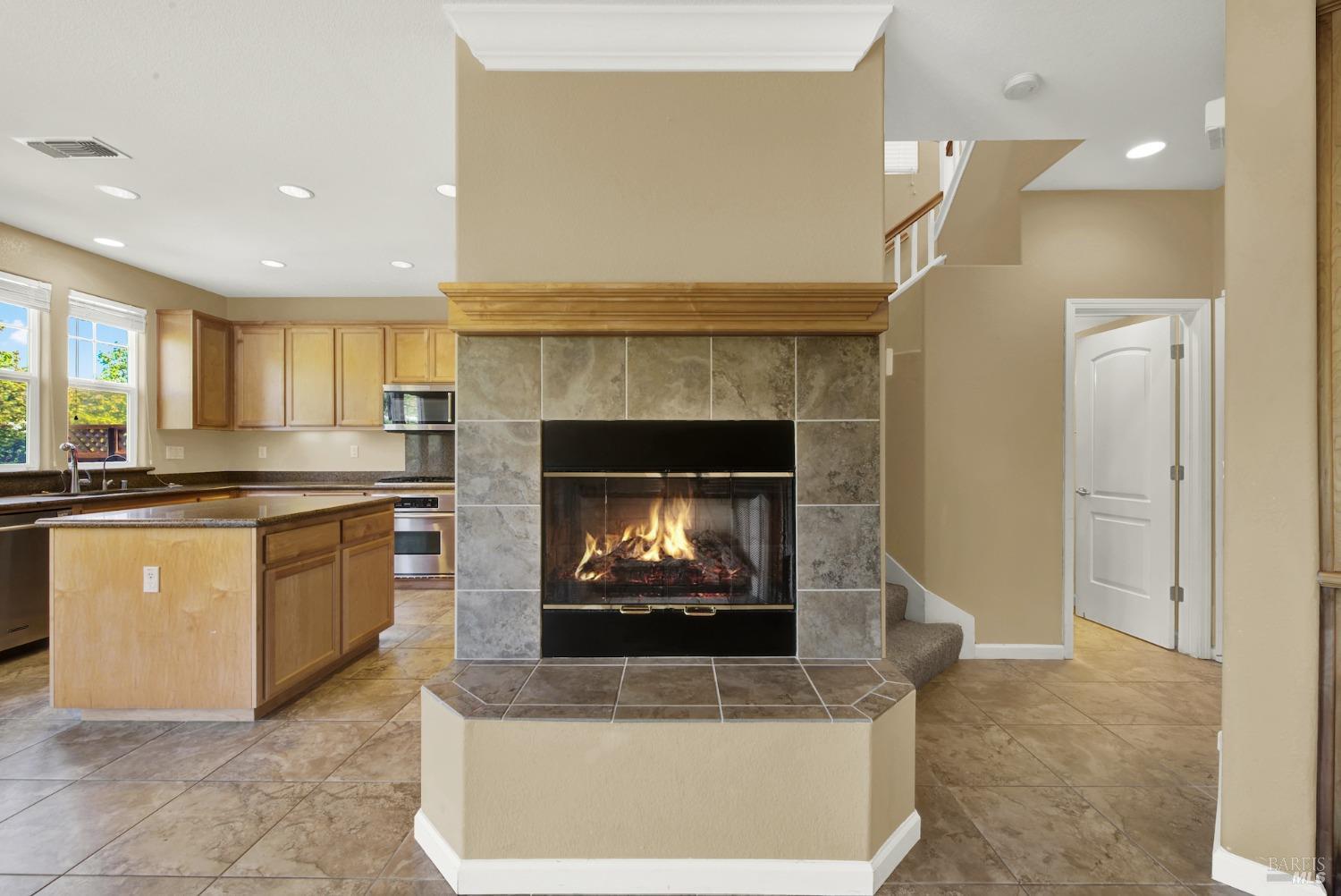 Detail Gallery Image 22 of 81 For 8380 Bennington Ct, Vallejo,  CA 94591 - 3 Beds | 2/1 Baths