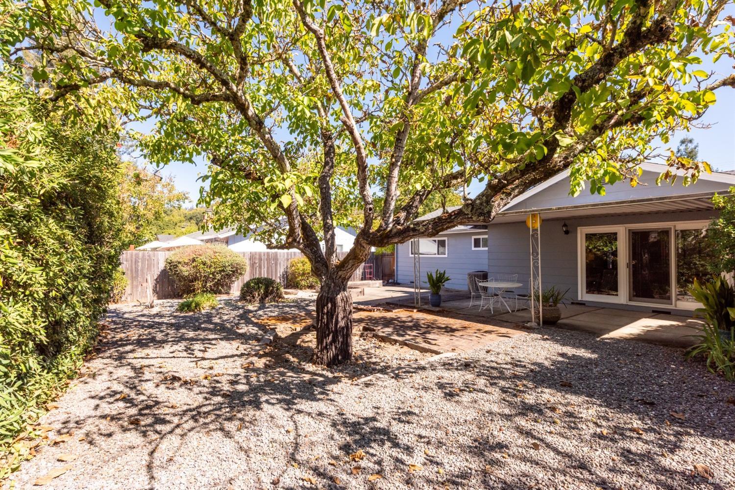 Detail Gallery Image 19 of 19 For 3337 Bonita Vista Ln, Santa Rosa,  CA 95404 - 3 Beds | 2 Baths