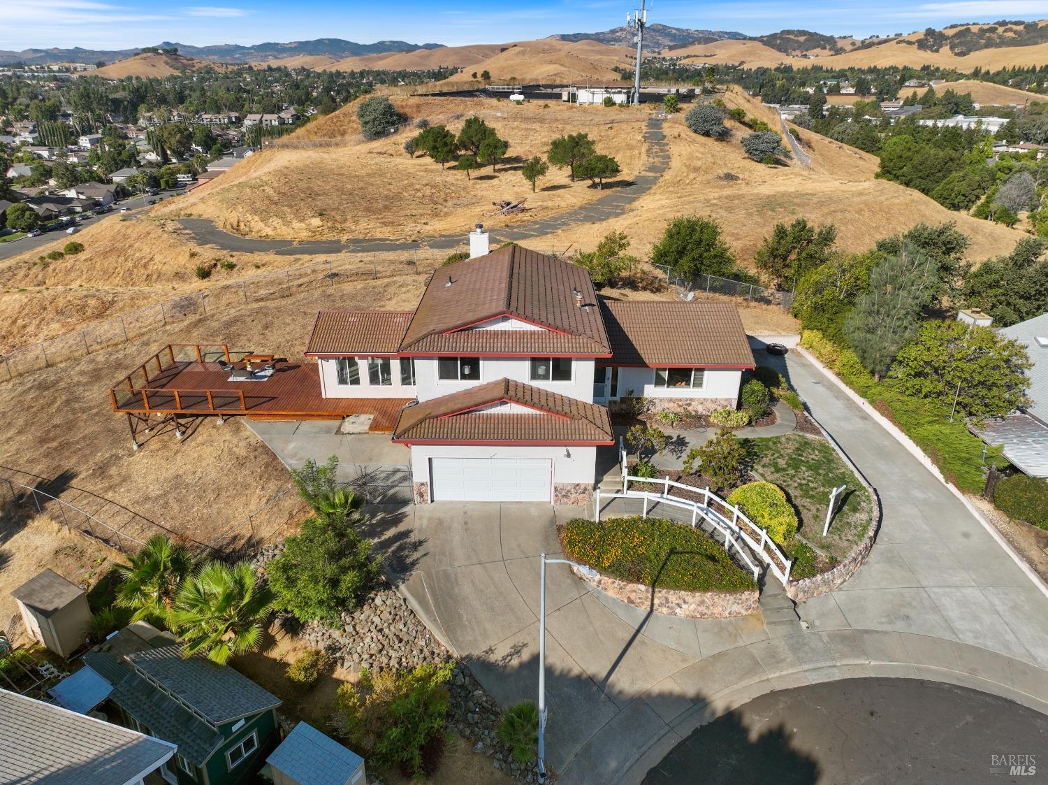 Detail Gallery Image 43 of 47 For 656 Hillside Dr, Fairfield,  CA 94533 - 4 Beds | 2/1 Baths