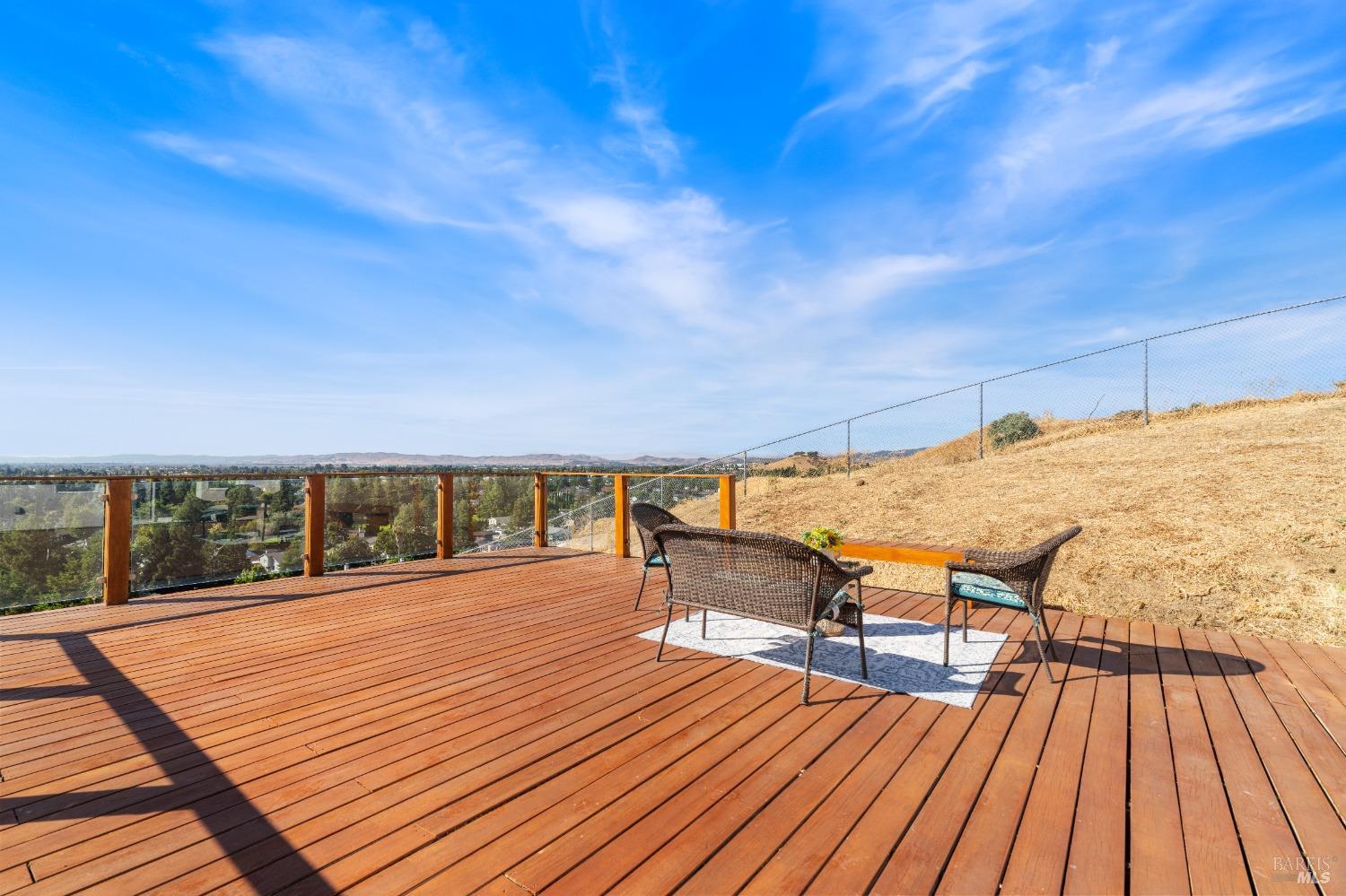 Detail Gallery Image 25 of 47 For 656 Hillside Dr, Fairfield,  CA 94533 - 4 Beds | 2/1 Baths