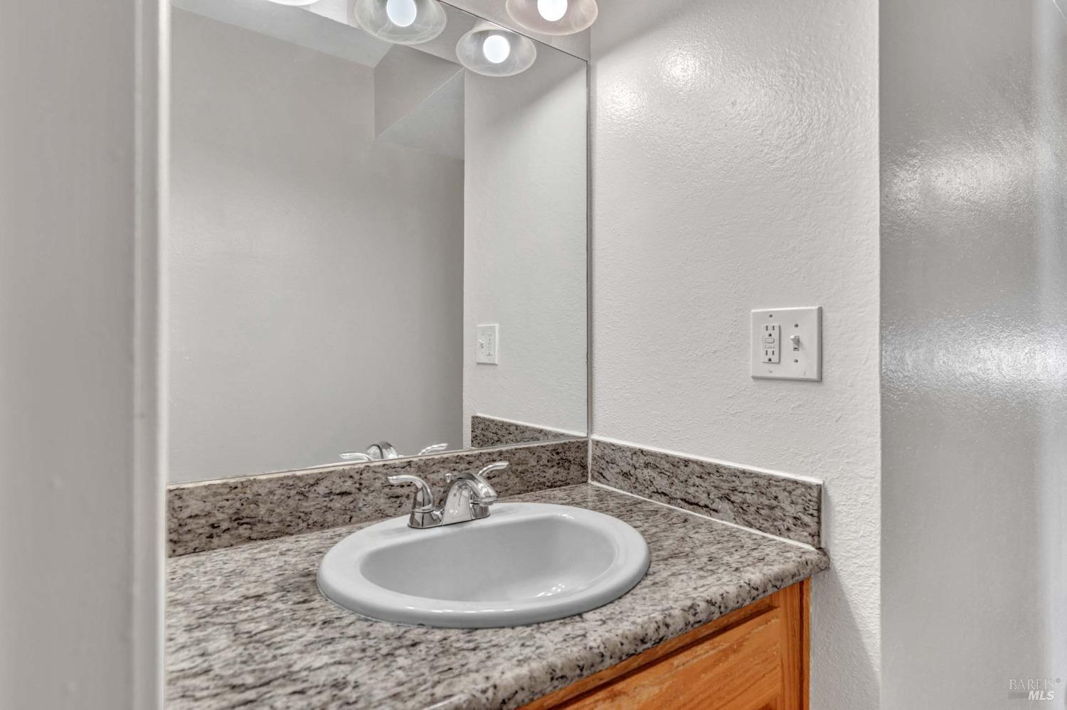 Detail Gallery Image 29 of 44 For 1396 Callen St a,  Vacaville,  CA 95688 - 3 Beds | 1/1 Baths