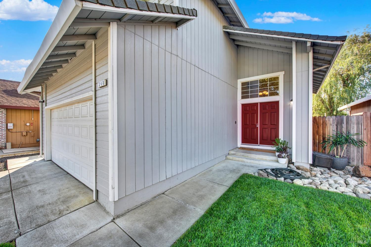 Detail Gallery Image 14 of 75 For 348 Zachary Dr, Vacaville,  CA 95687 - 4 Beds | 2/1 Baths