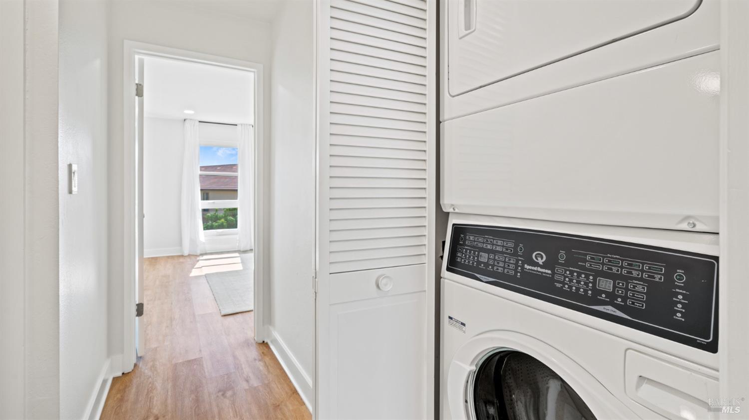 Detail Gallery Image 16 of 39 For 100 Marin Center Dr #22,  San Rafael,  CA 94903 - 2 Beds | 1/1 Baths