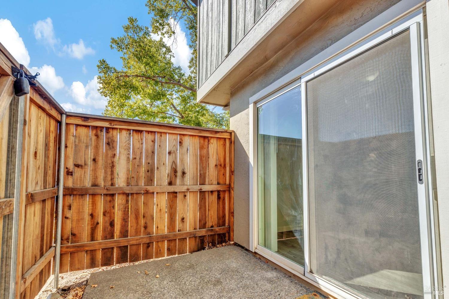 Detail Gallery Image 41 of 44 For 1396 Callen St a,  Vacaville,  CA 95688 - 3 Beds | 1/1 Baths