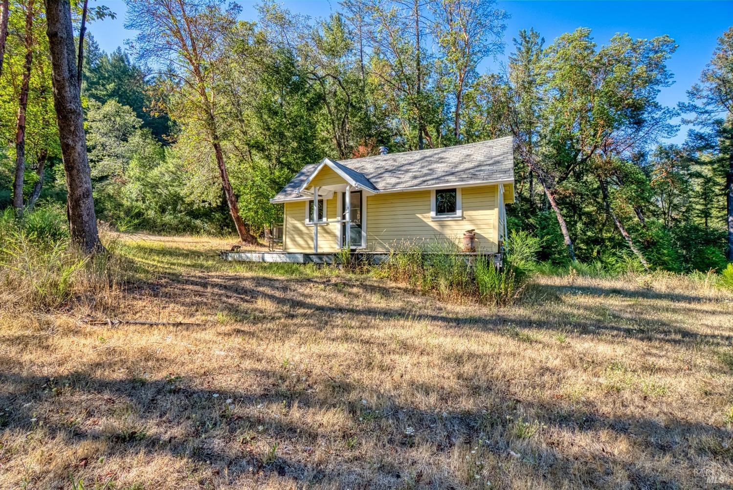 Detail Gallery Image 70 of 93 For 3770 Eel Rock Rd, Myers Flat,  CA 95554 - 7 Beds | 7/1 Baths