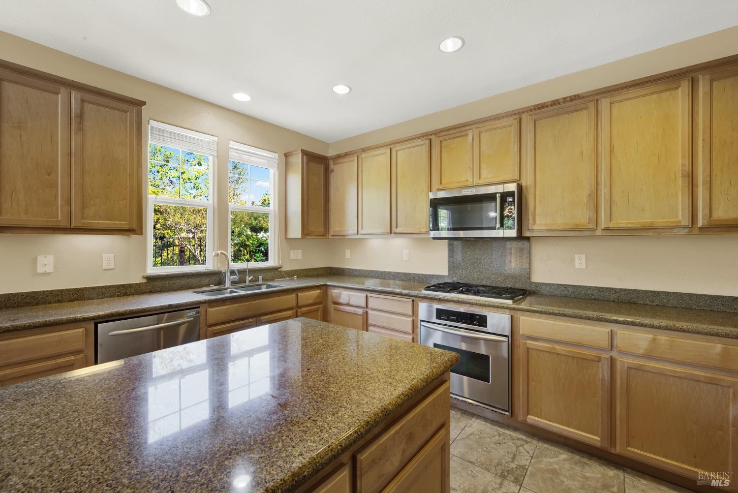 Detail Gallery Image 30 of 81 For 8380 Bennington Ct, Vallejo,  CA 94591 - 3 Beds | 2/1 Baths