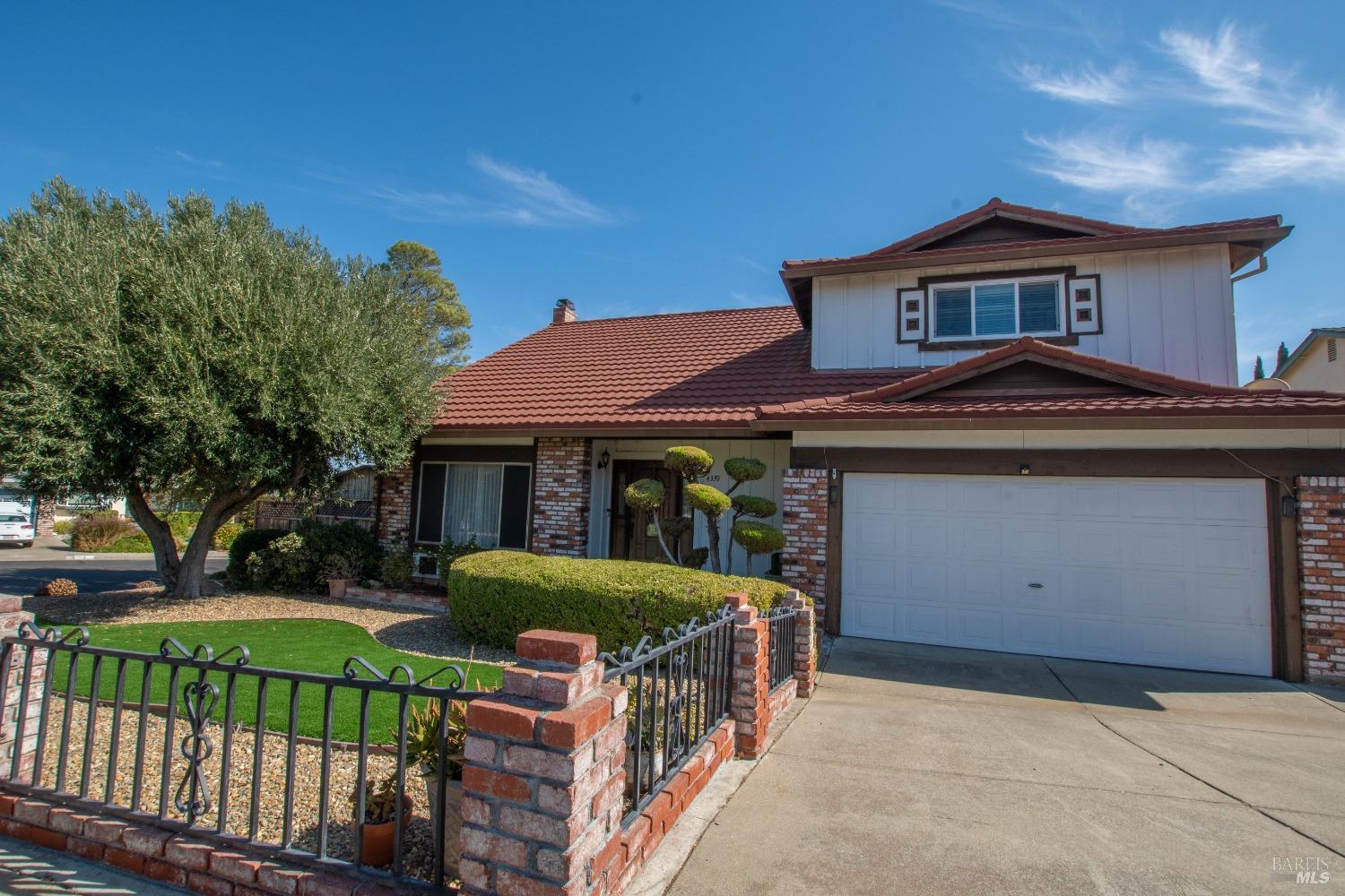 Detail Gallery Image 1 of 13 For 4339 Hillview Dr, Pittsburg,  CA 94565 - 4 Beds | 2/1 Baths