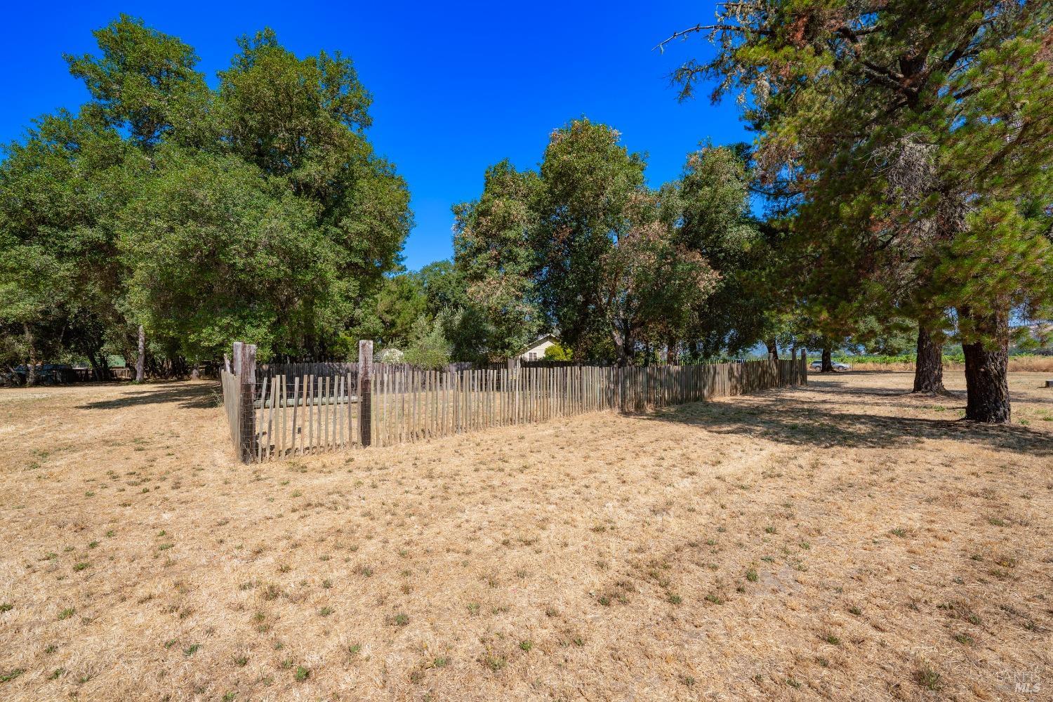 Detail Gallery Image 22 of 52 For 2301 Road H Unkn, Redwood Valley,  CA 95470 - 2 Beds | 1 Baths