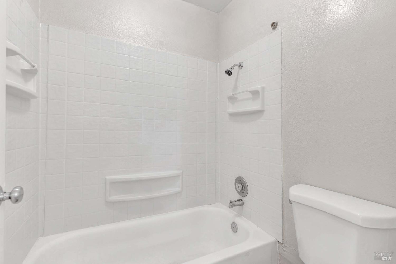 Detail Gallery Image 27 of 44 For 1396 Callen St a,  Vacaville,  CA 95688 - 3 Beds | 1/1 Baths