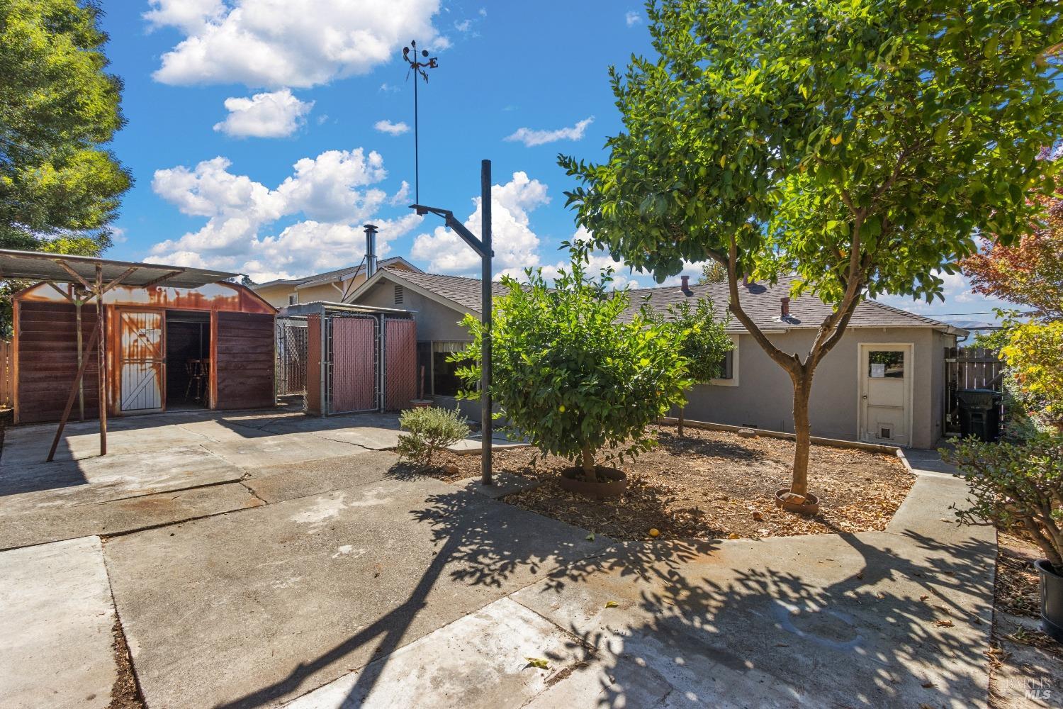 Detail Gallery Image 25 of 28 For 31 Hillcrest Ave, Benicia,  CA 94510 - 3 Beds | 1 Baths