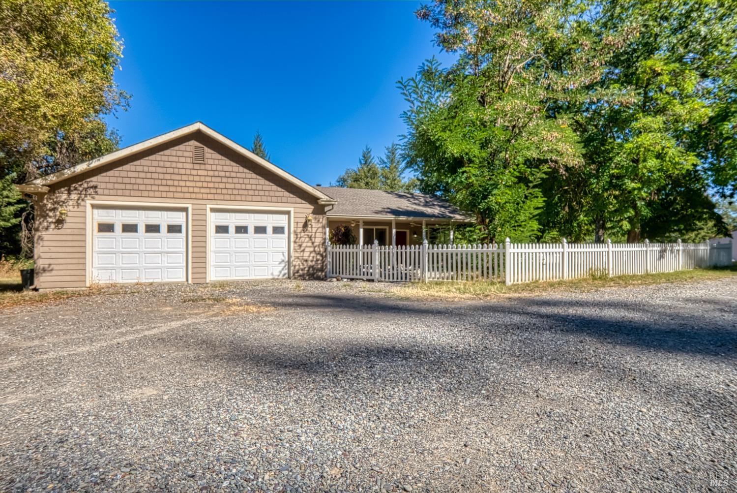 Detail Gallery Image 53 of 93 For 3770 Eel Rock Rd, Myers Flat,  CA 95554 - 7 Beds | 7/1 Baths