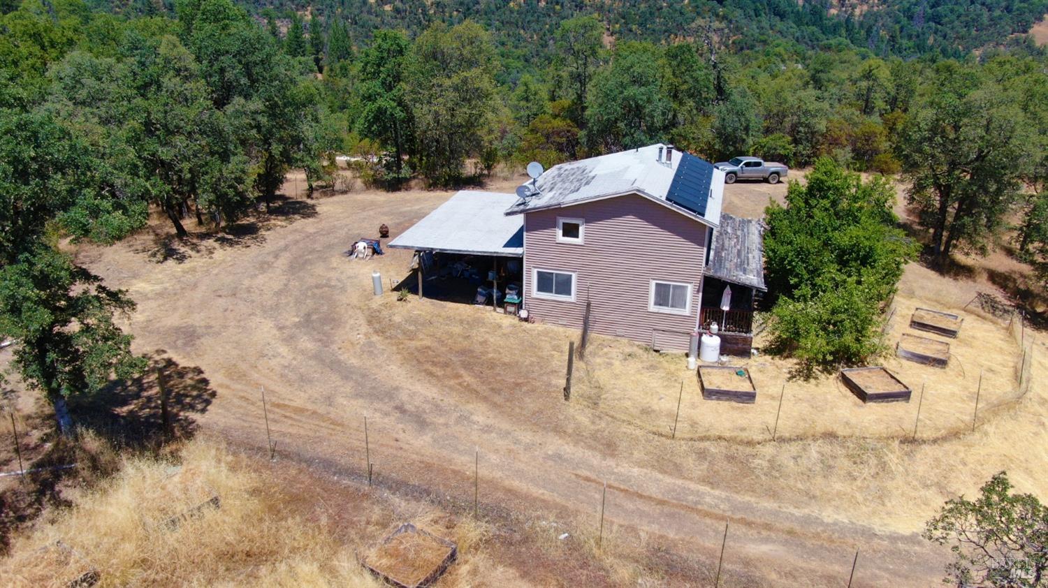 Detail Gallery Image 25 of 42 For 81801 Mina Rd, Covelo,  CA 95428 - 2 Beds | 2 Baths