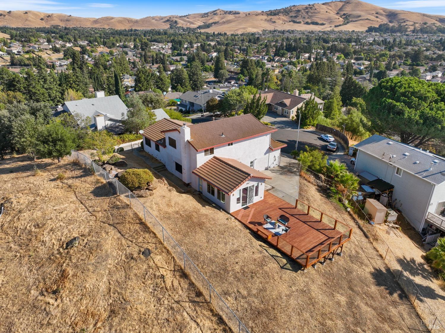 Detail Gallery Image 46 of 47 For 656 Hillside Dr, Fairfield,  CA 94533 - 4 Beds | 2/1 Baths