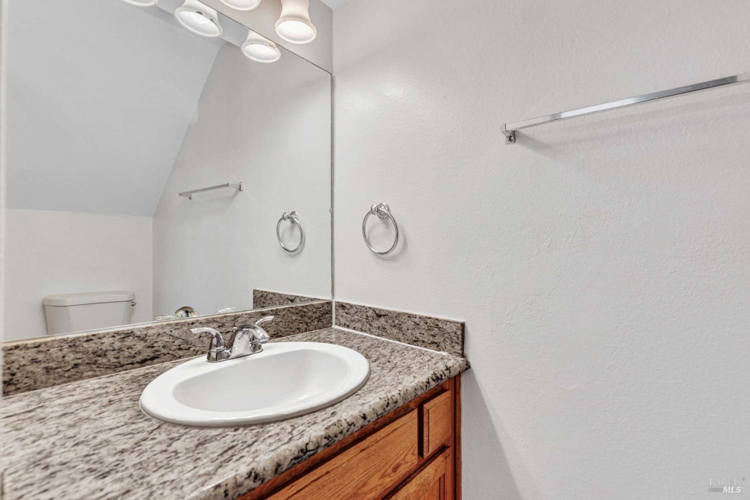 Detail Gallery Image 20 of 44 For 1396 Callen St a,  Vacaville,  CA 95688 - 3 Beds | 1/1 Baths