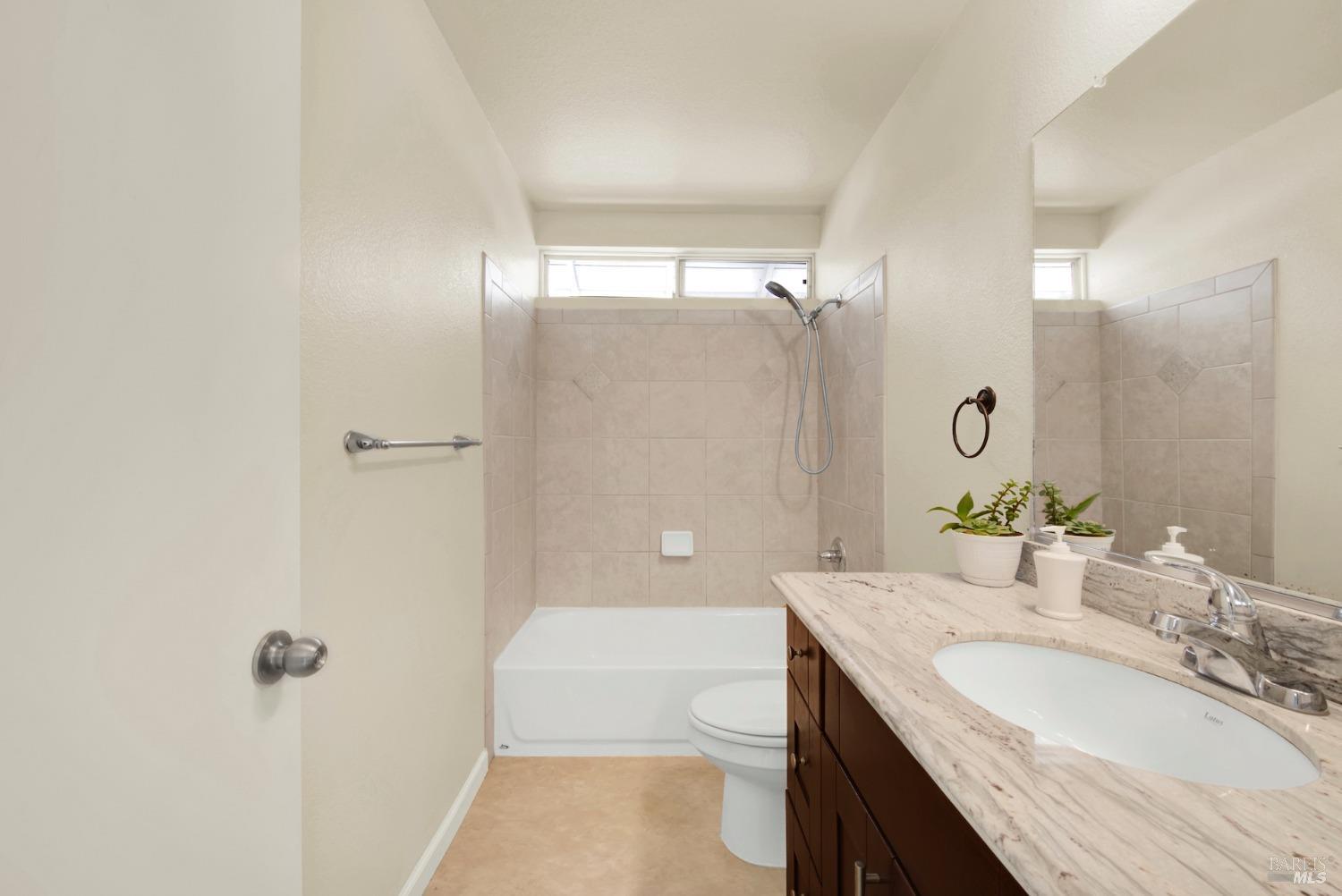 Detail Gallery Image 56 of 75 For 348 Zachary Dr, Vacaville,  CA 95687 - 4 Beds | 2/1 Baths