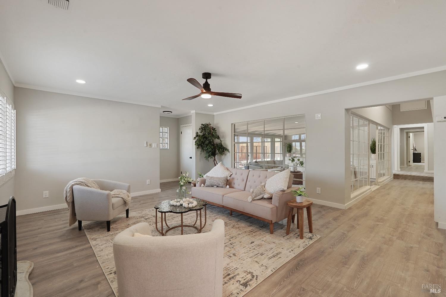 Flores Way, Rio Vista, California image 20