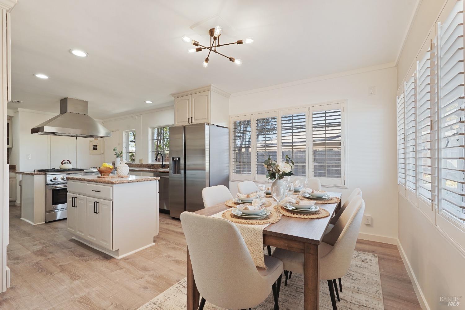 Flores Way, Rio Vista, California image 9