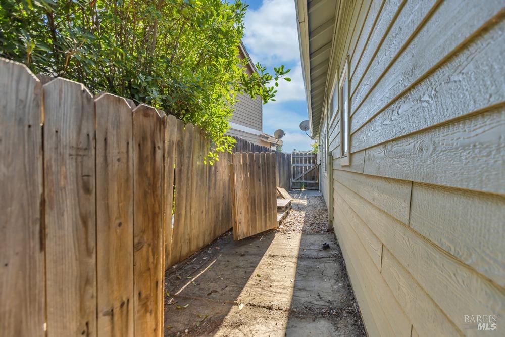 Victoria Drive, Dixon, California image 47