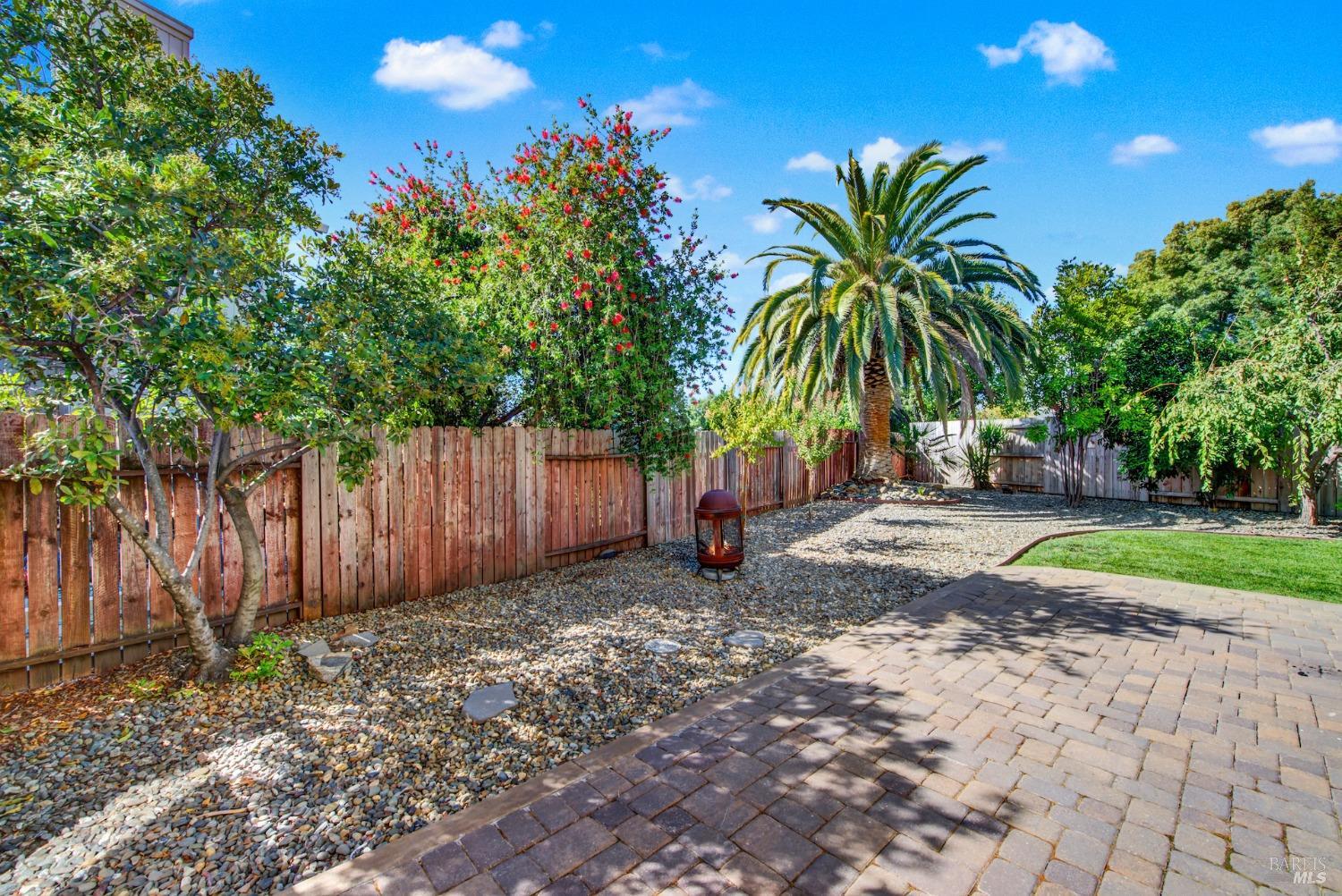 Detail Gallery Image 64 of 73 For 260 Aaron Cir, Vacaville,  CA 95687 - 3 Beds | 2/1 Baths