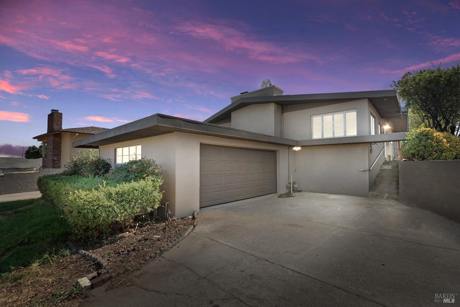 Flores Way, Rio Vista, California image 1