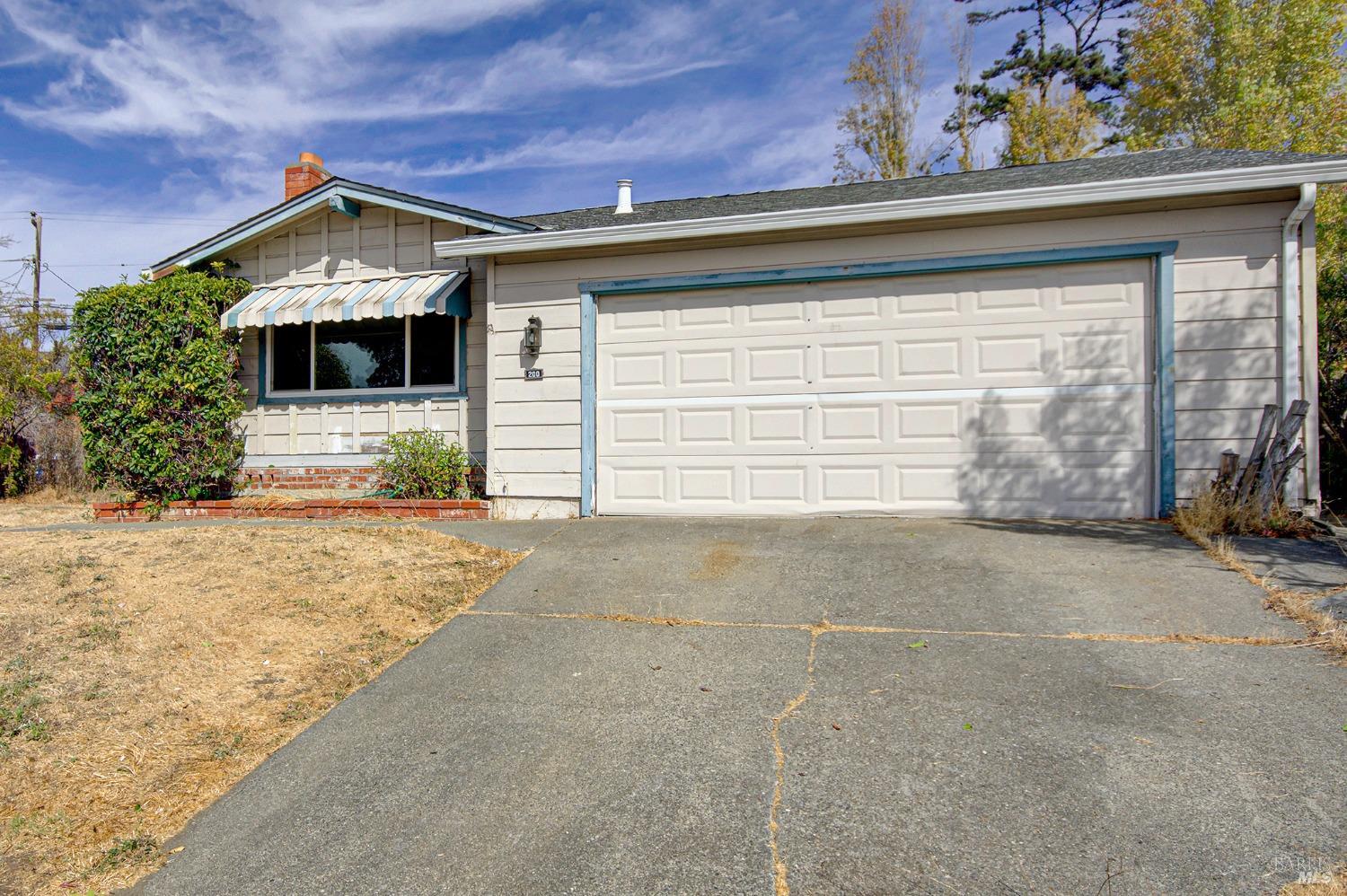 Detail Gallery Image 1 of 1 For 200 Cardinal Ln, Vallejo,  CA 94589 - 3 Beds | 2 Baths