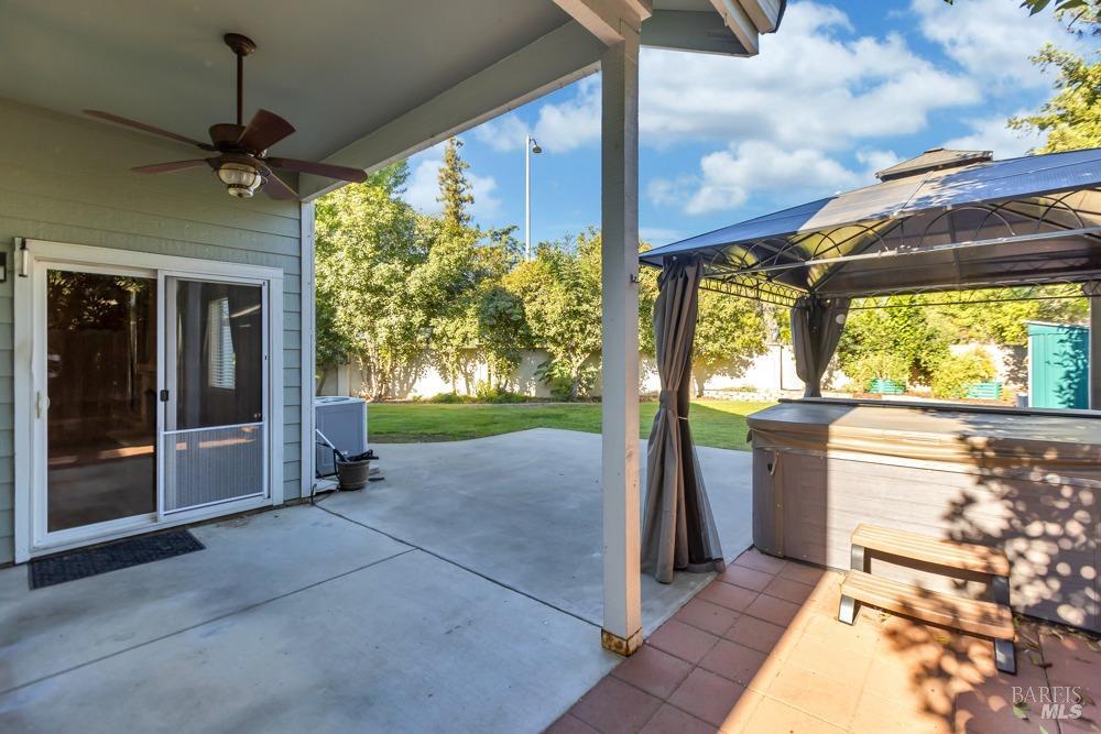 Victoria Drive, Dixon, California image 35