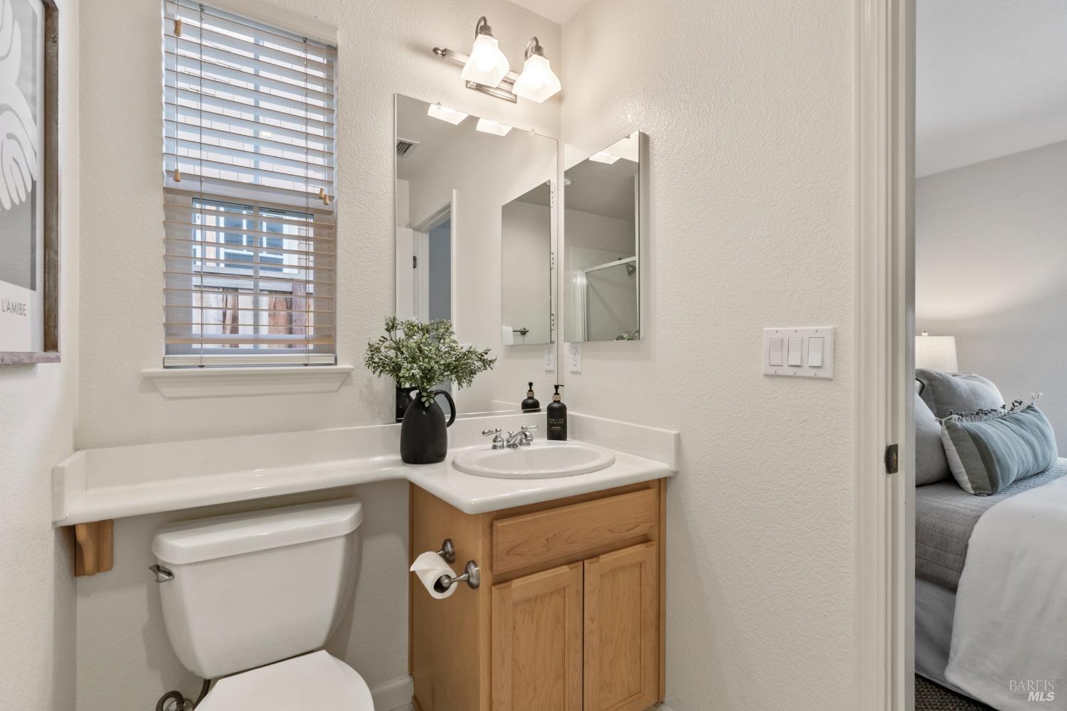 Detail Gallery Image 26 of 34 For 12 Azalea Pl, Novato,  CA 94949 - 4 Beds | 3/1 Baths