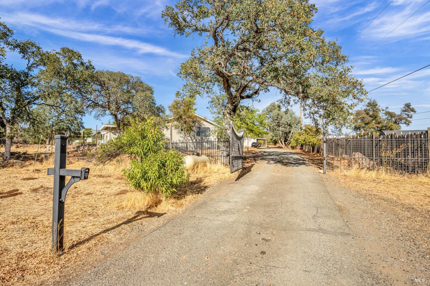 Detail Gallery Image 57 of 64 For 21126 Yankee Valley Rd, Hidden Valley Lake,  CA 95467 - 3 Beds | 3/1 Baths