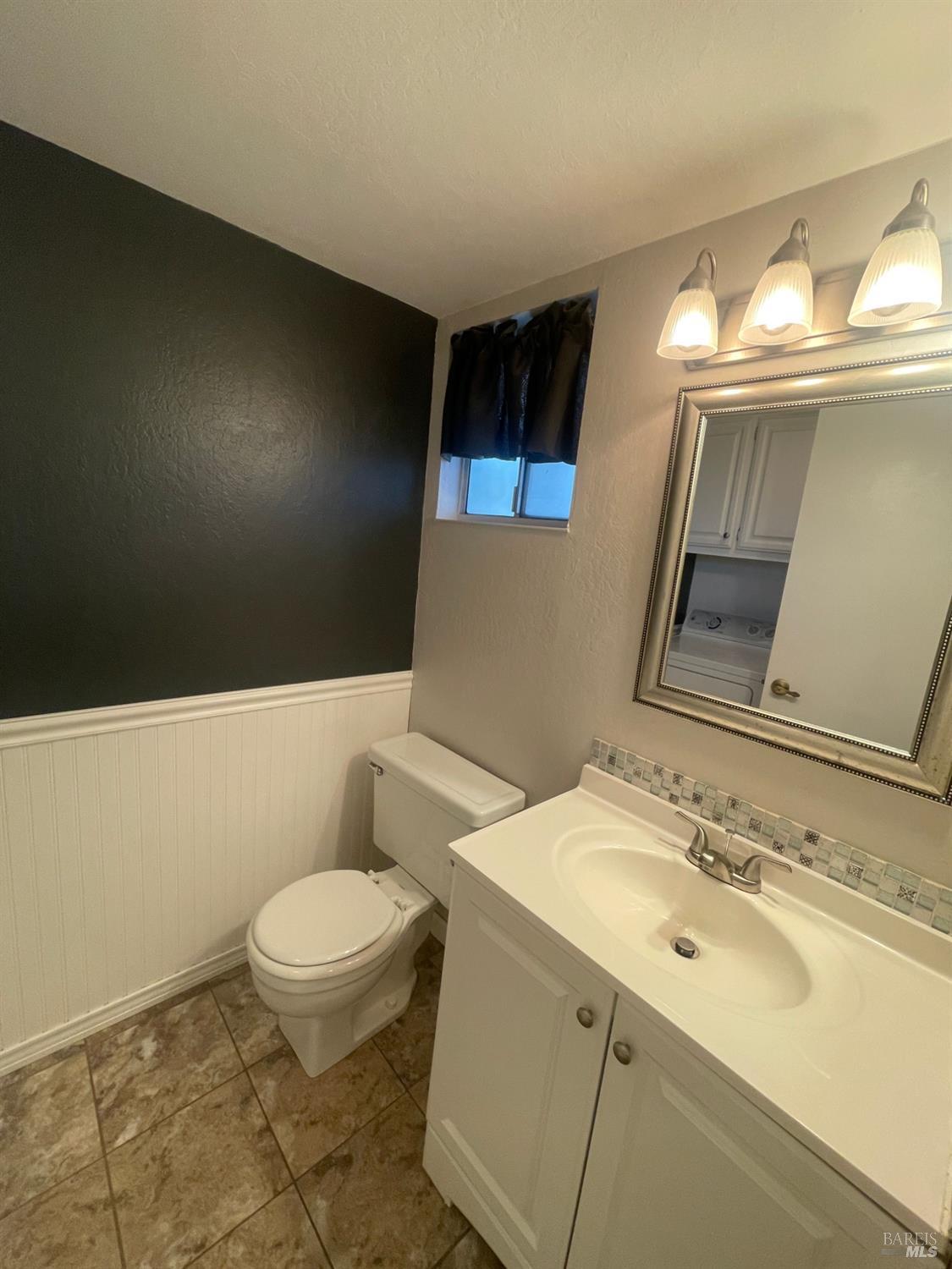 Detail Gallery Image 15 of 18 For 457 Alamo Creek Ct, Vacaville,  CA 95688 - 3 Beds | 2/1 Baths